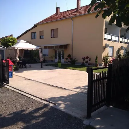 Kuca Aleksic Apartment