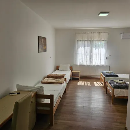 Apartment Kuca Aleksic Nis
