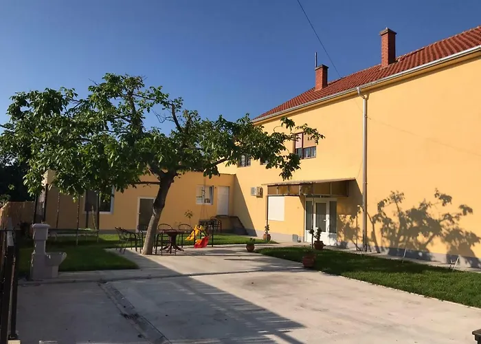 Апартаменты Kuca Aleksic *